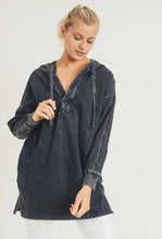 Load image into Gallery viewer, Long V Neck Mineral Wash Pull Over